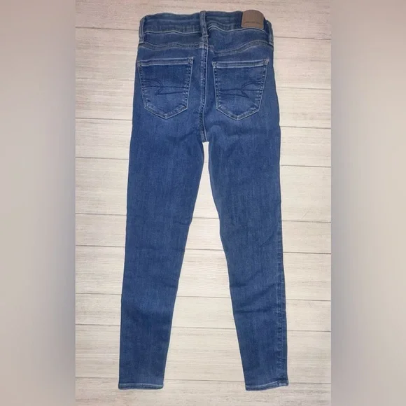 American Eagle Hi-Rise Jeggings - Picture 2 of 3